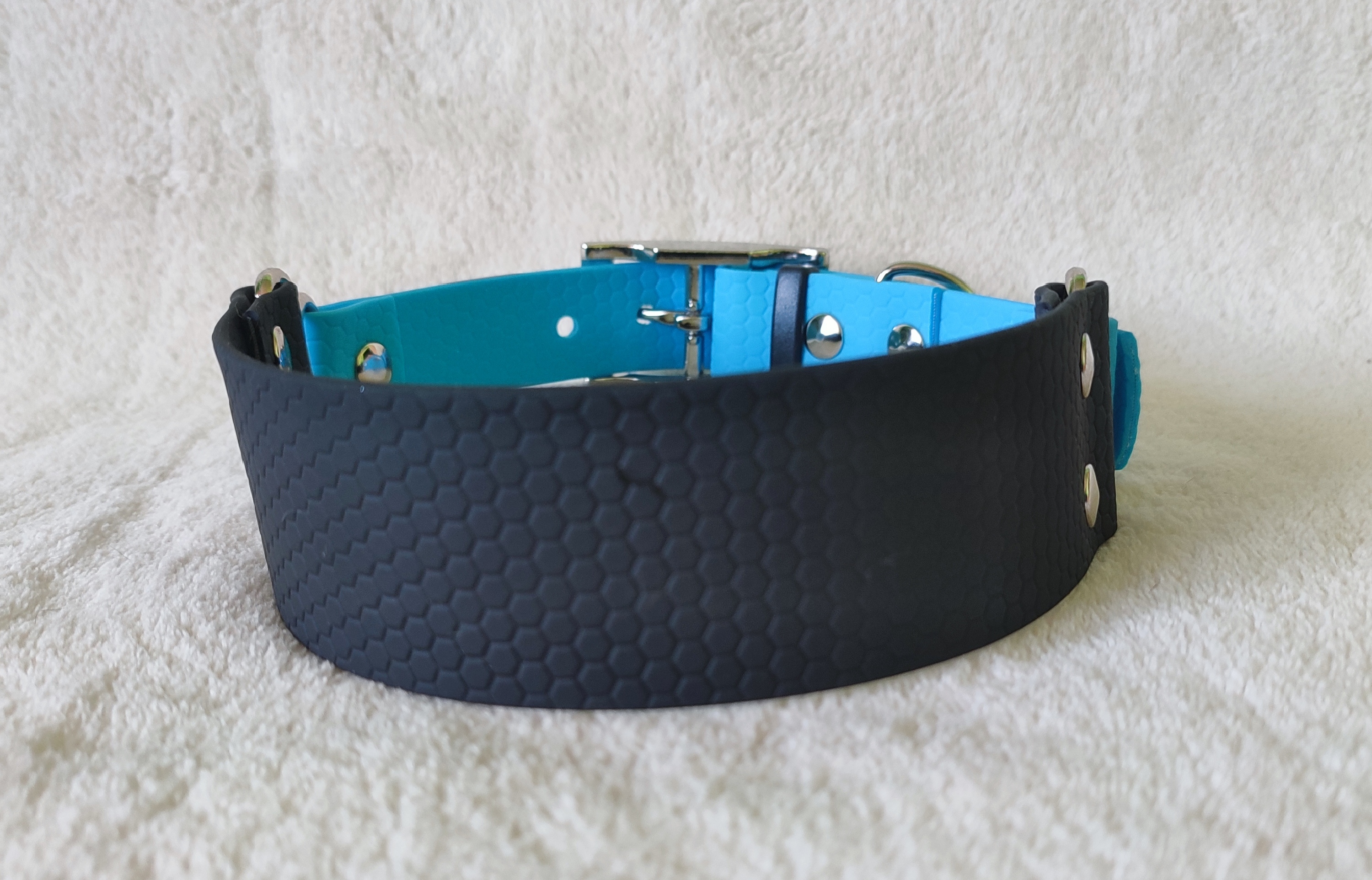 kombinovaný hexa obojek