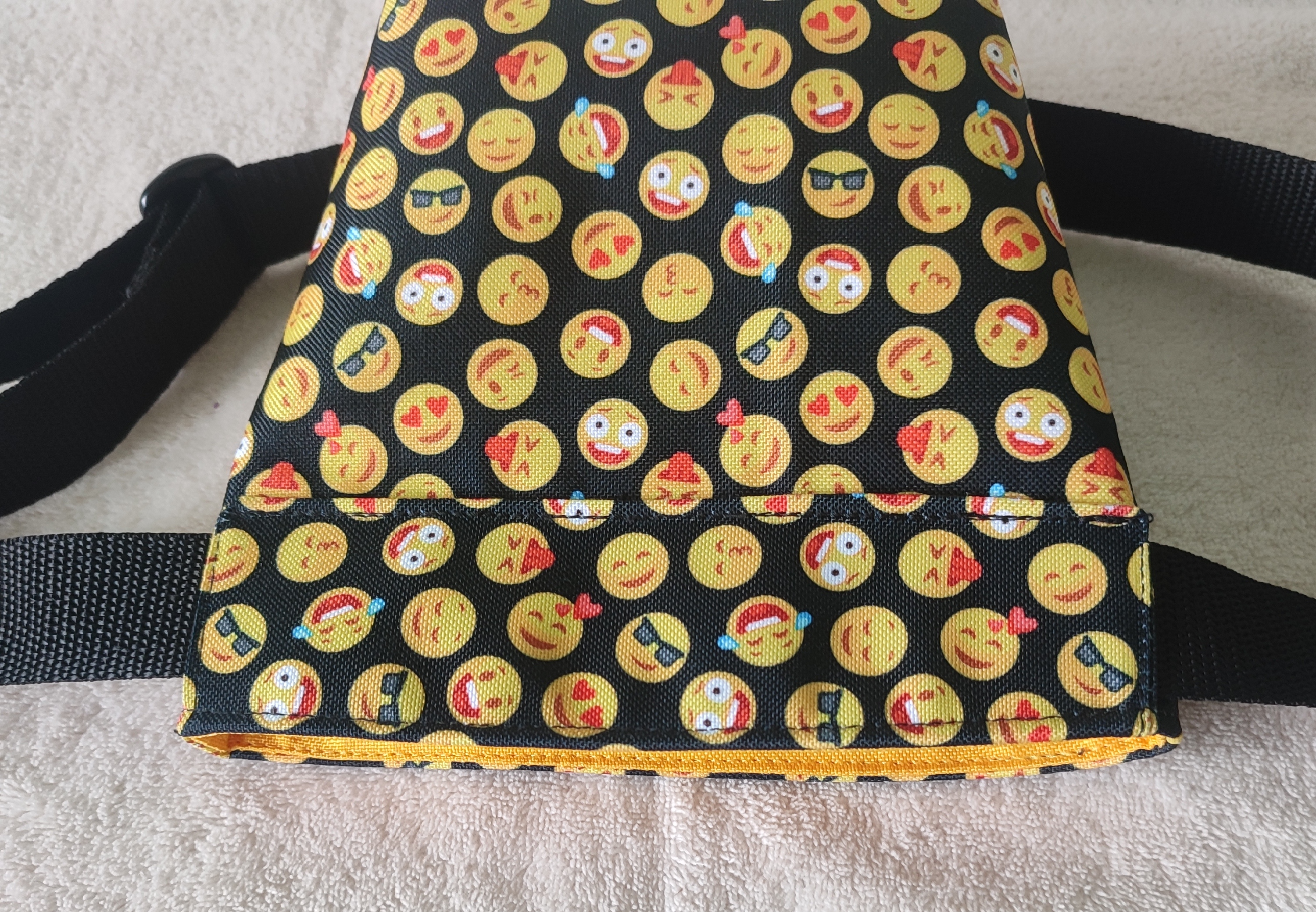 pamlskovník kolem pasu